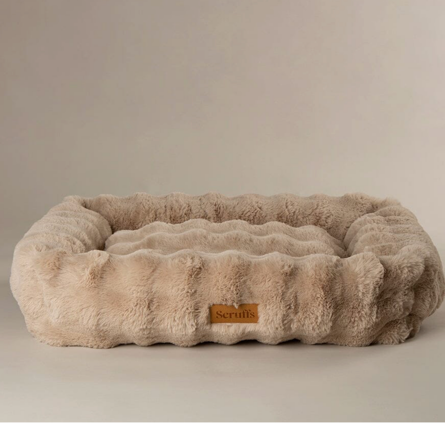 Scruffs Alpine Box Bed – Cream